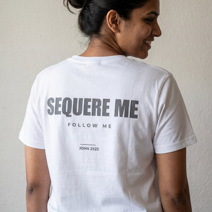 Sequere Me Shirt Rugprint