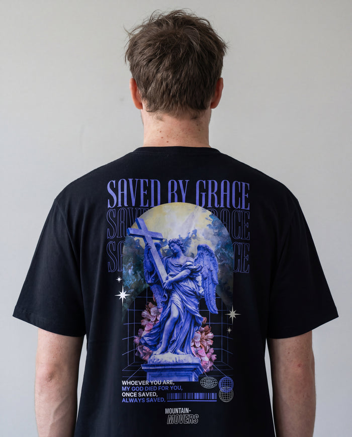 Gered door Grace streetwear T-shirt