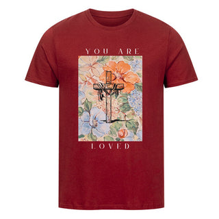 You are Loved - Cross Flower Shirt Detailansicht, Mountain Movers christliche Streetwear