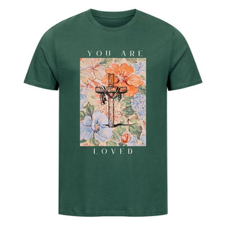 You are Loved - Cross Flower Shirt Detailansicht, Mountain Movers christliche Streetwear
