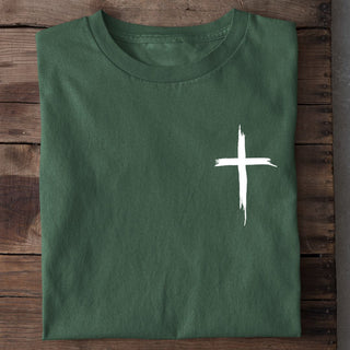 Painted Cross Shirt Detail, Mountain Movers christlicher Print