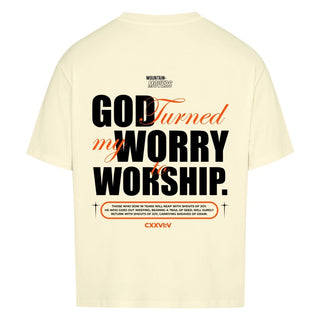 God Turned my Worry Oversize Shirt Variante, Mountain Movers christliches Design