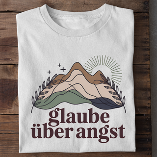 Glaube über Angst Shirt Variante, Mountain Movers christliches Design