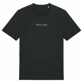 True Love minimalistic Shirt Detailansicht, Mountain Movers christliche Streetwear