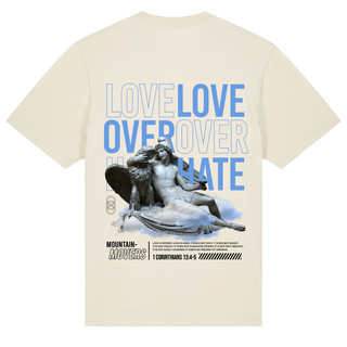 Love over Hate Oversized Shirt Front- & Backprint Detailansicht, Mountain Movers christliche Streetwear