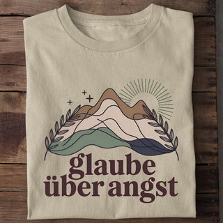 Glaube über Angst Shirt Detailansicht, Mountain Movers christliche Streetwear