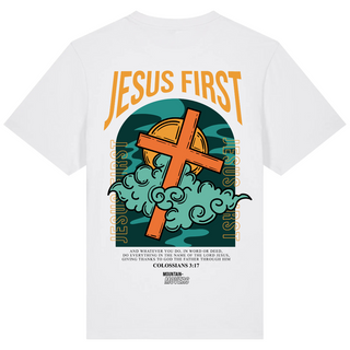 Jesus First Oversized Shirt (Front und BackPrint) Detailansicht, Mountain Movers christliche Streetwear
