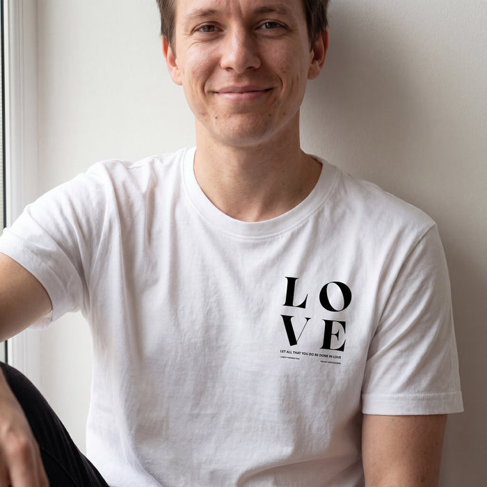 Alles geschehe in Liebe Shirt
