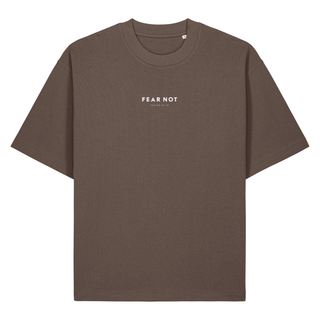 Fear Not Typo Heavy Oversized Shirt BackPrint, Mocha, Vorderseite