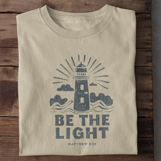 Be the light Retro Shirt Detailansicht, Mountain Movers christliche Streetwear