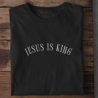 Jesus is King curved Shirt Variante, Mountain Movers christliches Design