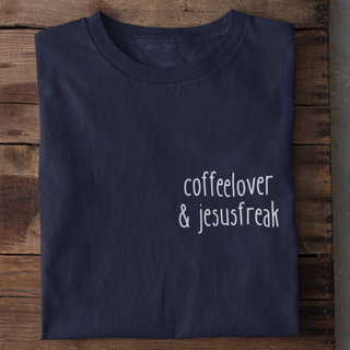 Coffeelover & Jesusfreak Shirt Produktansicht, Mountain Movers christliche Streetwear