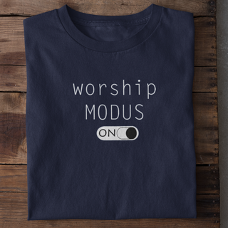 Worship Modus Shirt Detail, Mountain Movers christlicher Print