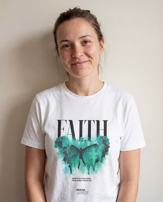 Faith Streetwear Front T-Shirt Variante, Mountain Movers christliches Design