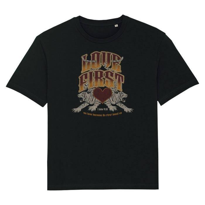 Love first retro Oversized T-Shirt BackPrint