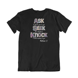 Ask Seek Knock T-Shirt getragen, Mountain Movers christliche Mode