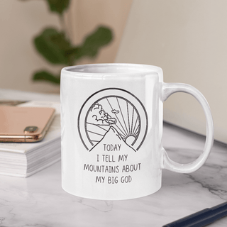 Big God Tasse Detail, Mountain Movers christliches Design