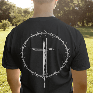 Cross Shirt Backprint getragen, Mountain Movers christliche Mode